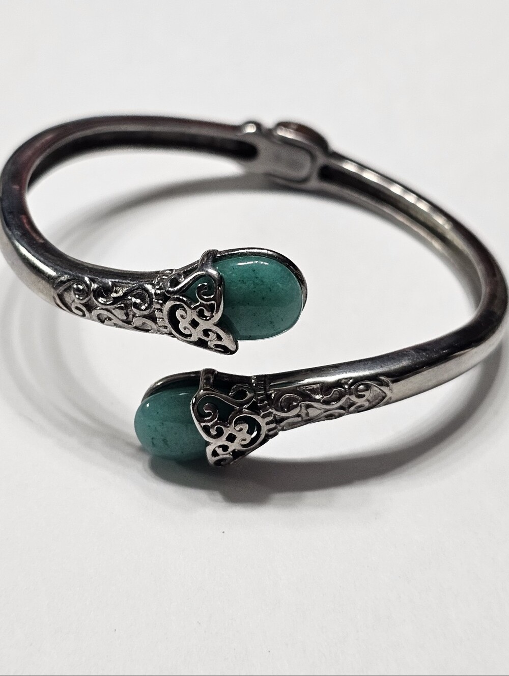 Bohéme 316L Stainless Steel Faux Turquoise Bypass Cuff Bracelet